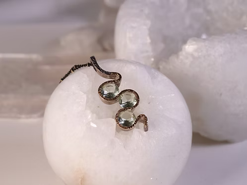 BORA: Green Amethyst Pendant Snake S-Curve Trio